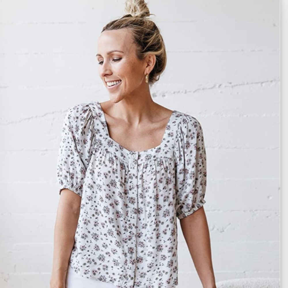 THE DROP Women's Dawn Blue Floral Print Square-Neck Button-Down Top
